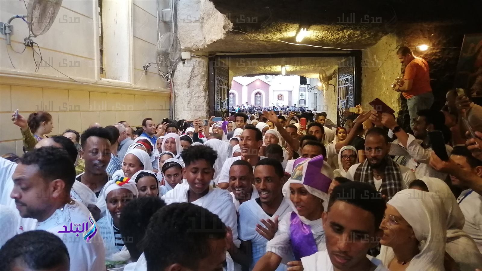 مئات الاثيوبيين يشاركون في ختام احتفالات صوم العذراء 