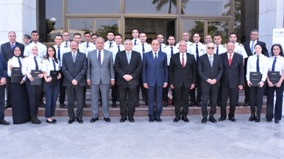 صورة من الاحتفالية - المراقبة الجوية 