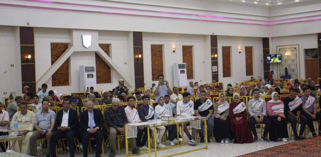 received_1424192288060482