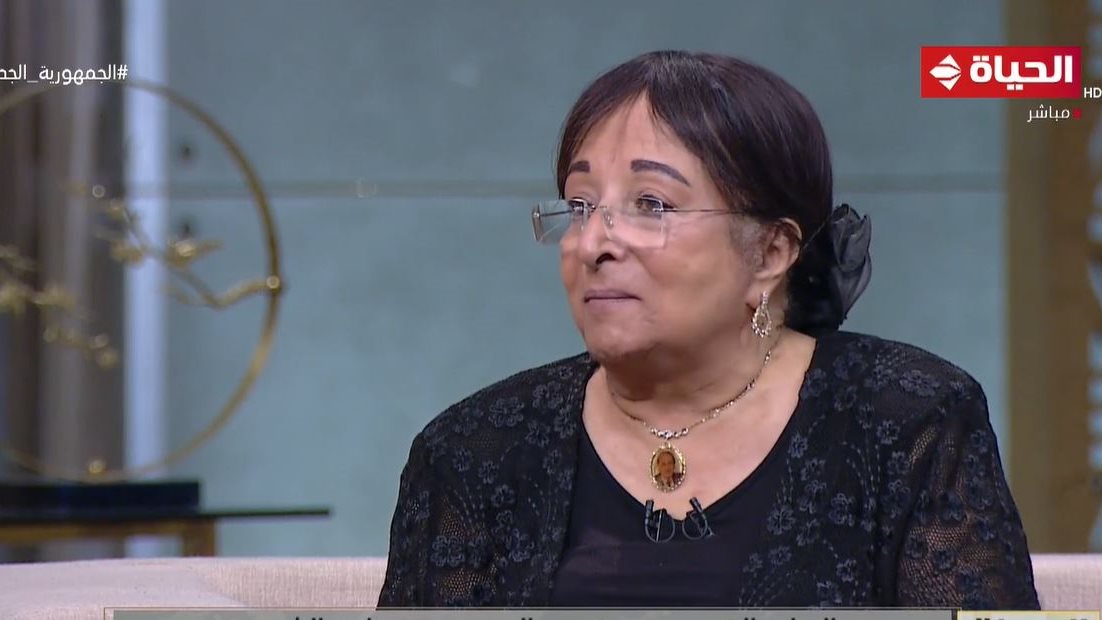  الفنانة القديرة سميرة عبد العزيز