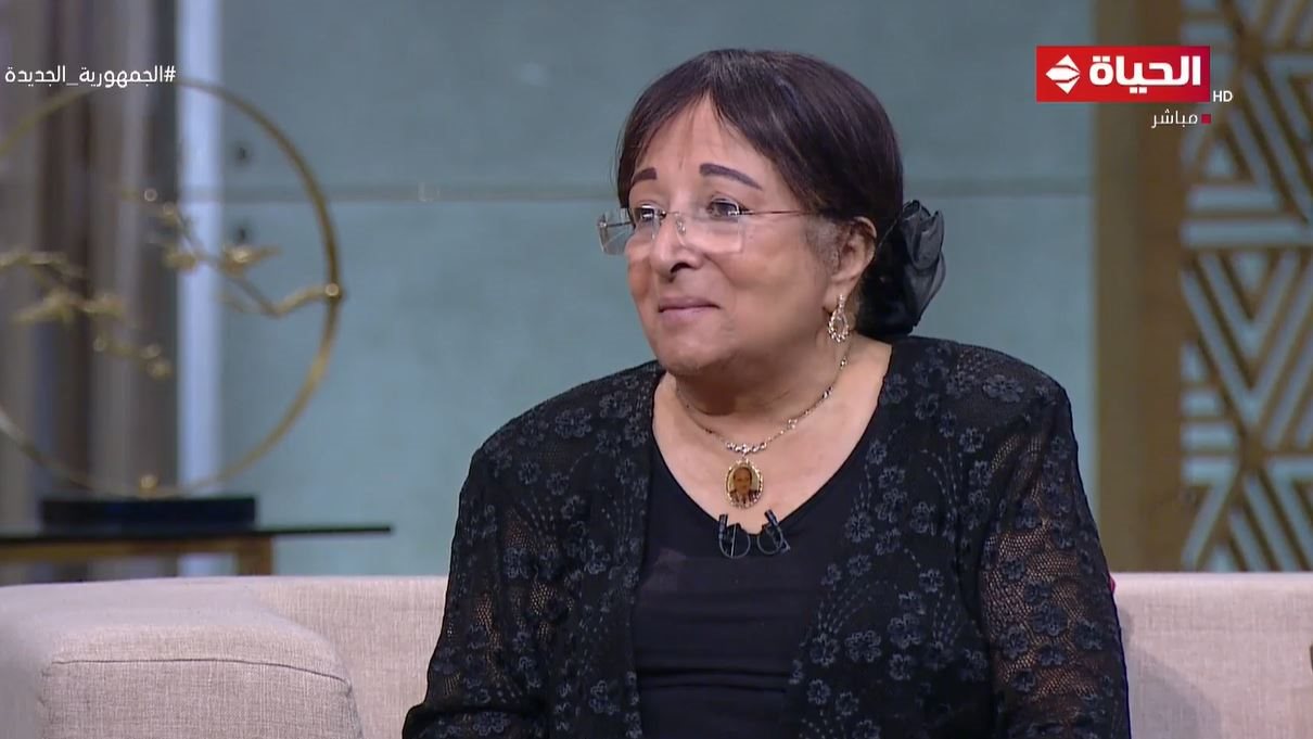 سميرة عبدالعزيز