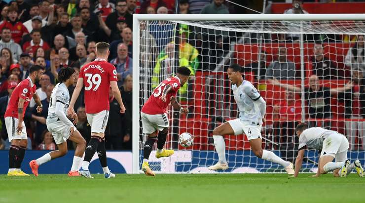 مانشستر يونايتد وليفربول