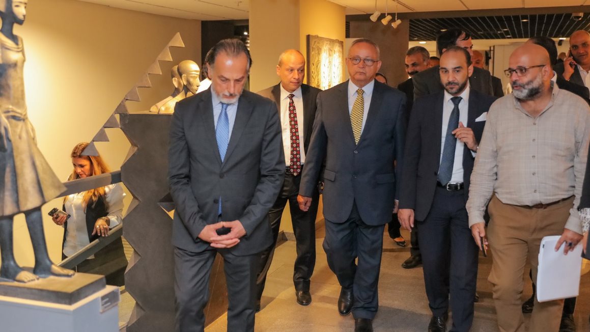 دكتور أحمد زايد يتفقد مكتبة الإسكندرية