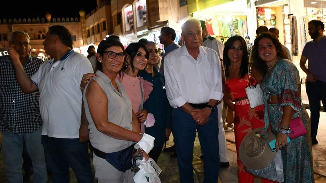 فودة وسط السياح 