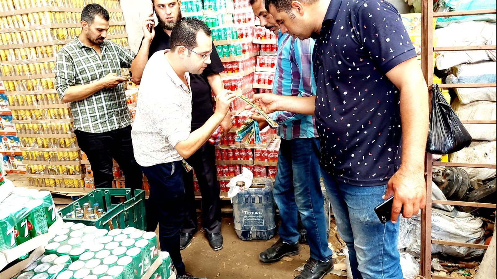 حملات تموينية مكثفة 