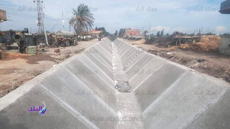 تبطين الترع 