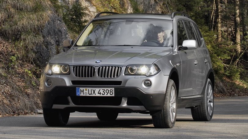  السيارة BMW X3