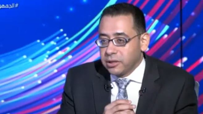 الدكتور عمرو حسن