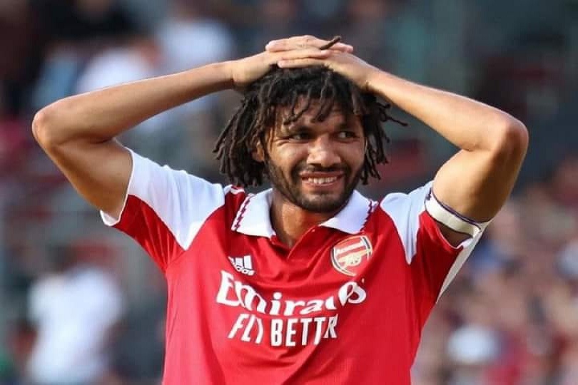 محمد النني لاعب فريق  آرسنال
