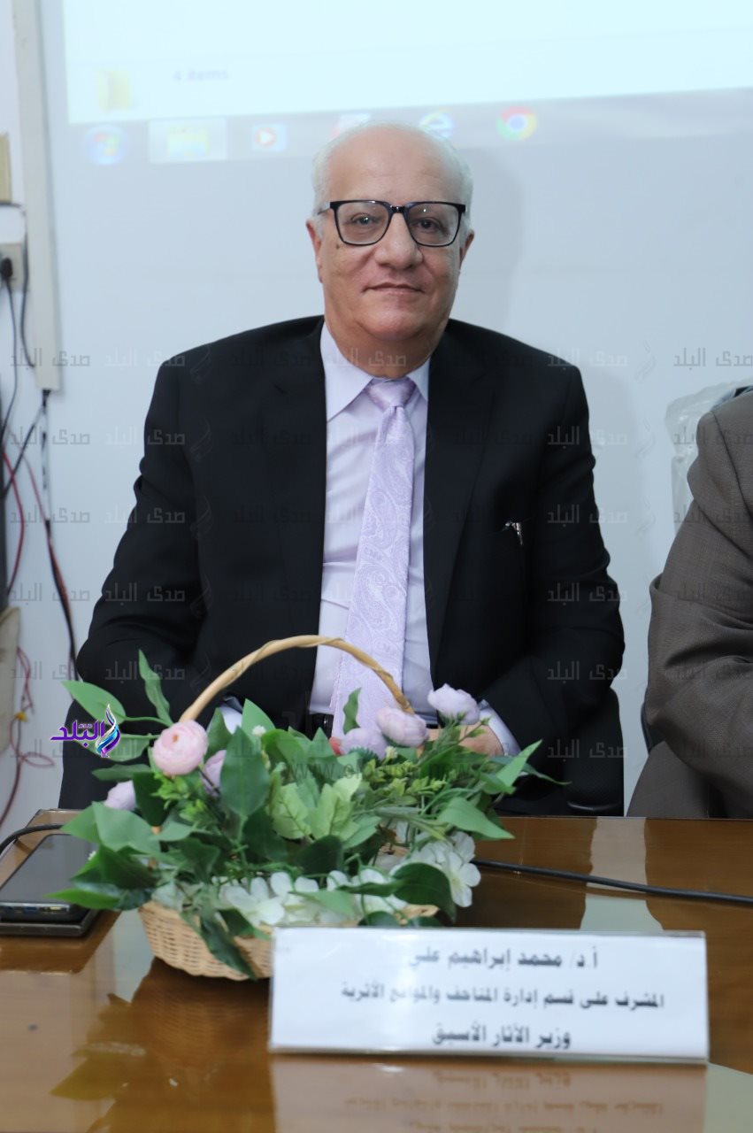 اللقاء التعريفي للطلاب الجدد بكلية الآثار