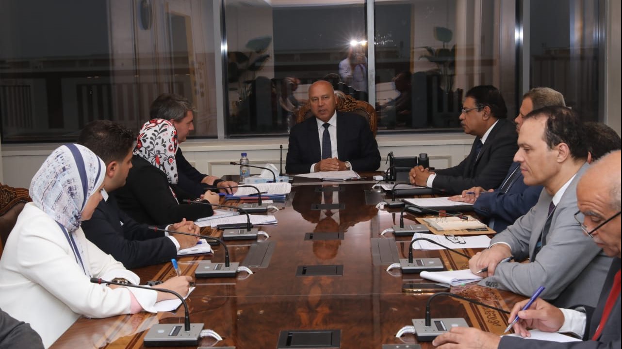 لقاء وزير النقل اليوم 