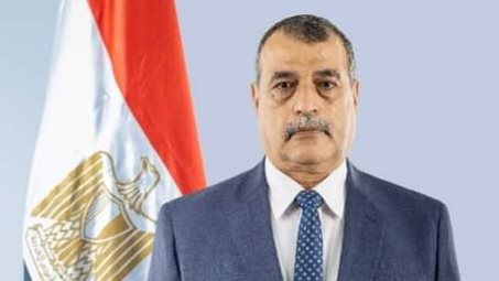 محمد صلاح الدين مصطفى وزير الدولة للإنتاج الحربي