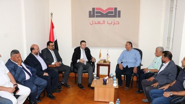 قيادات إرادة جيل في ضيافة العدل لبحث قضايا الحوار الوطني    قيادات إرادة جيل في ضيافة العدل لبحث قضايا الحوار الوطني