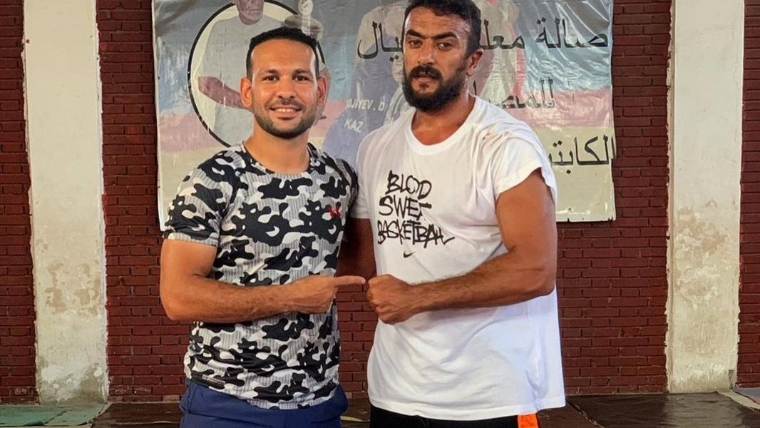 العوضي ومدربه