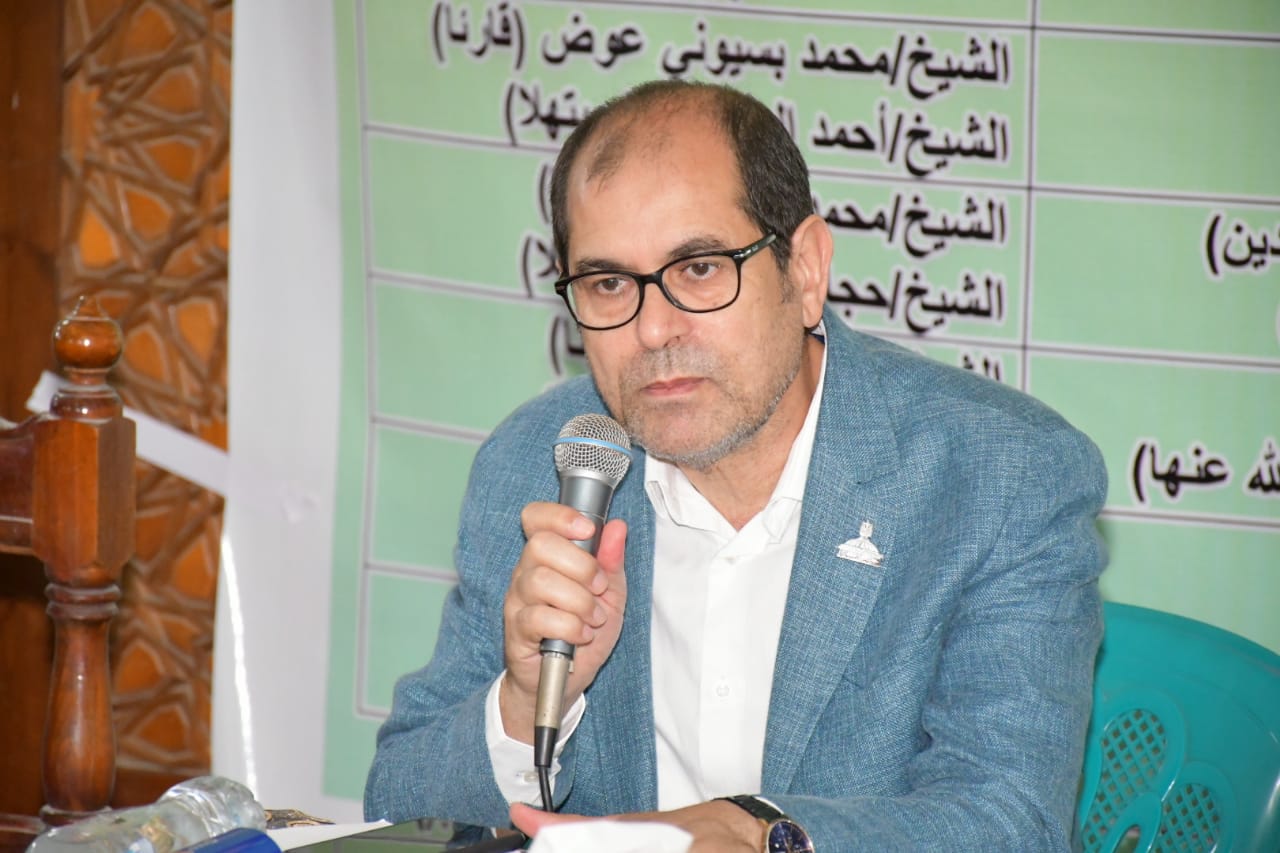 الدكتور يوسف عامر