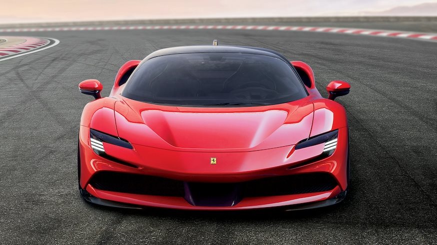 فيراري Stradale SF90 موديل 2022 