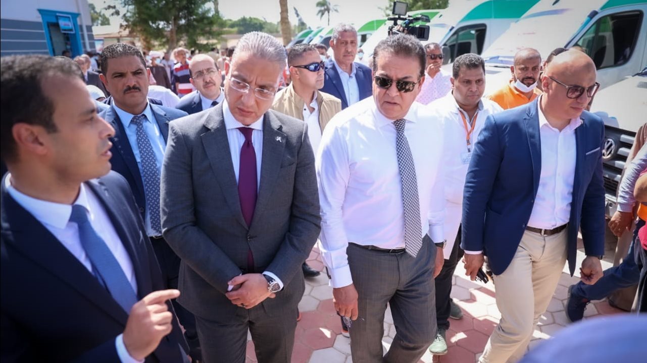 الدكتور خالد عبدالغفار وزير الصحة والسكان
