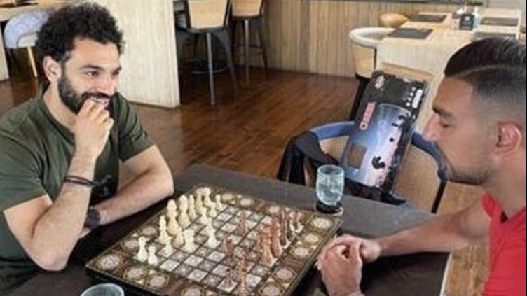 كوكا ومحمد صلاح 