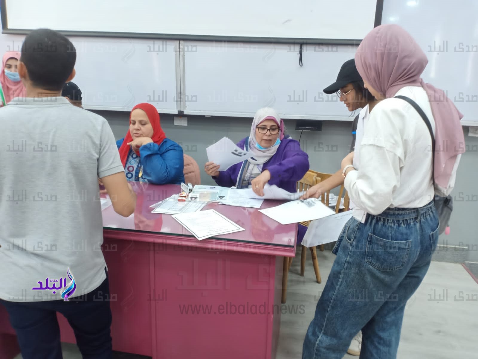 كلية العلوم بجامعة عين شمس تستقبل طلابها الجدد