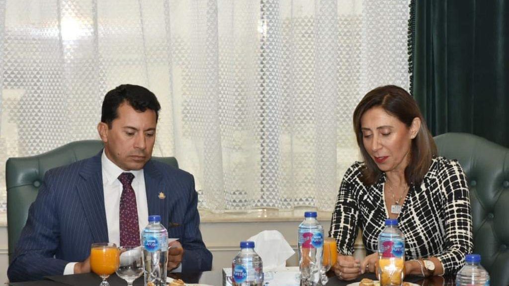 وزيرا الثقافة والشباب والرياضة 