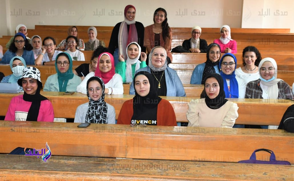 فعاليات ورشة الحرف اليدوية بألسن عين شمس