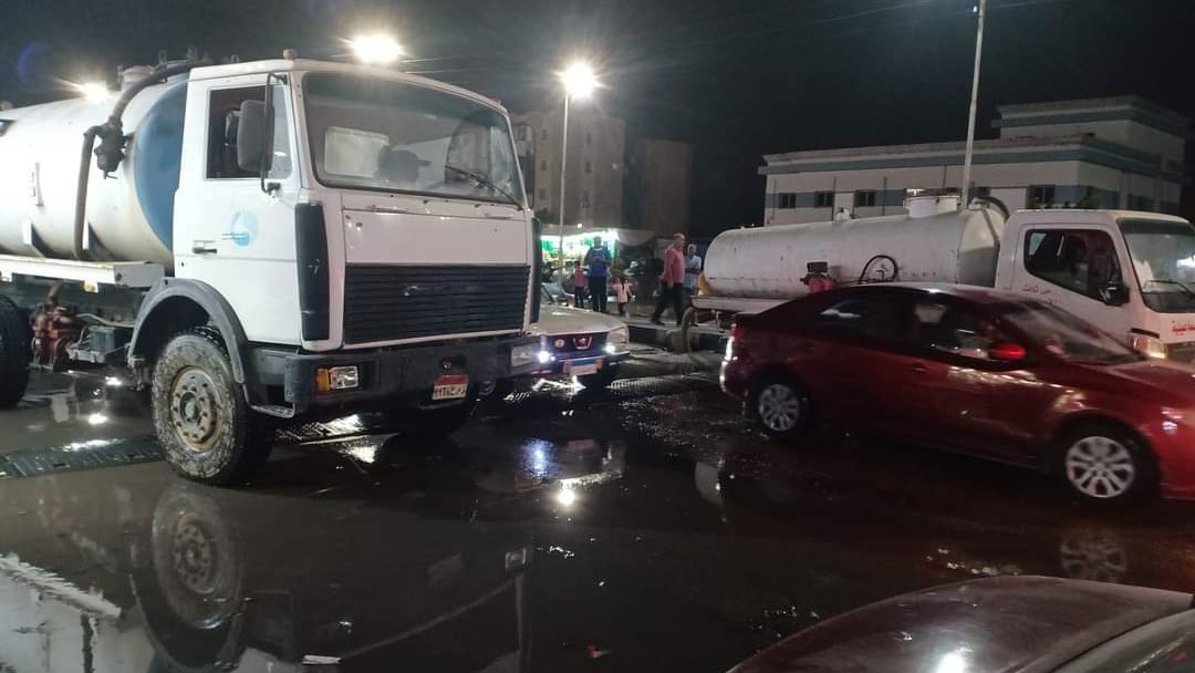 إصلاح خط صرف صحى حى الشيخ زايد بالإسماعيلية 