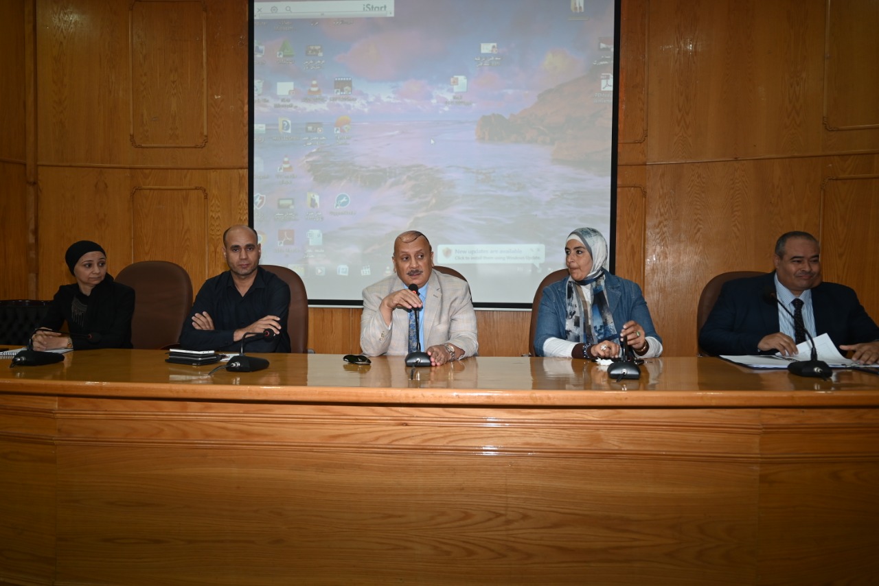 نائب رئيس جامعة الفيوم 