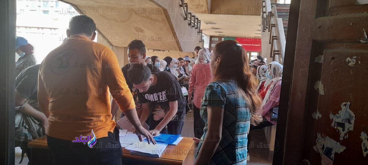 أعمال الكشف الطبي للطلاب الجدد بجامعة عين شمس 