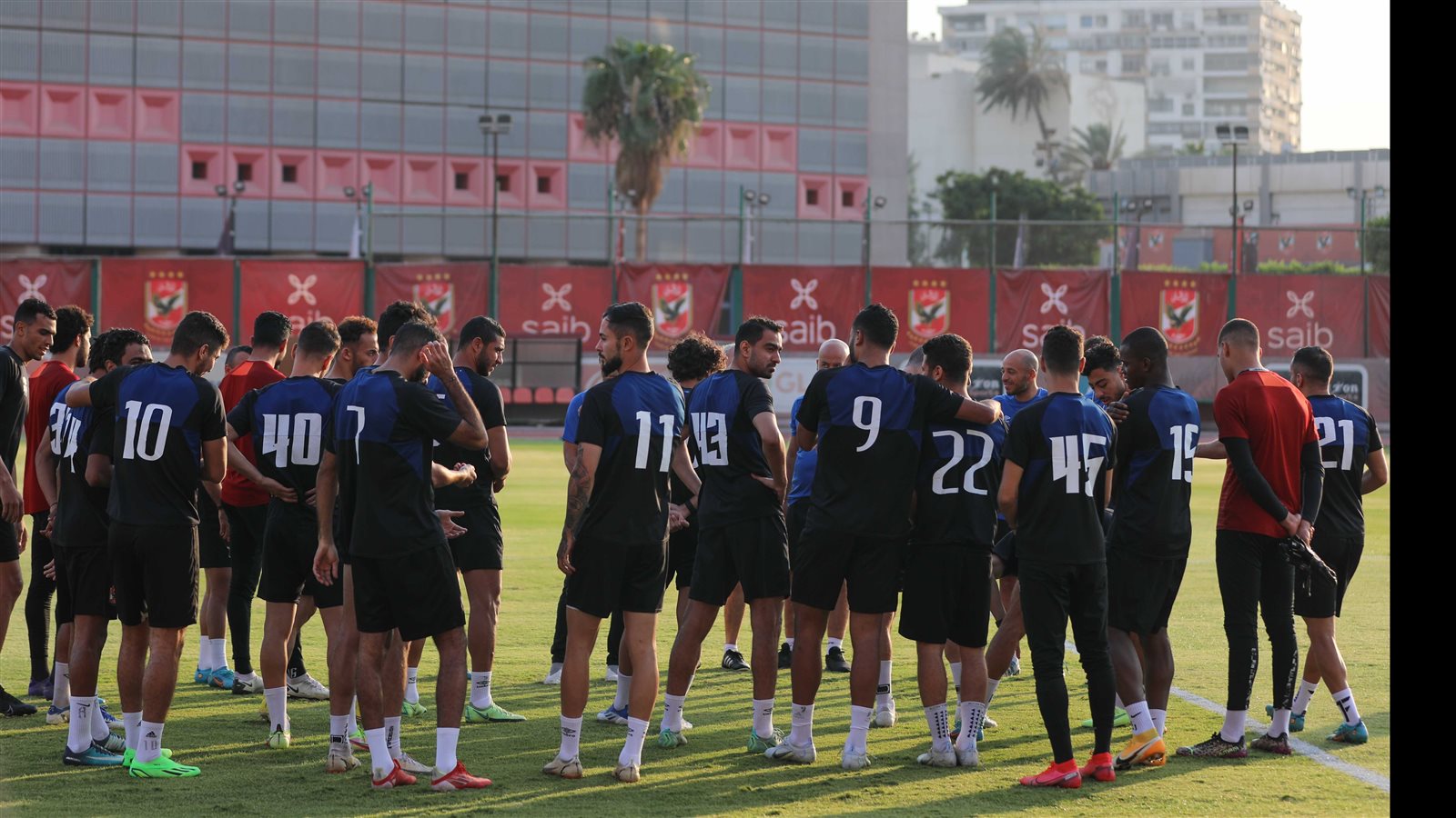 فريق الأهلي 