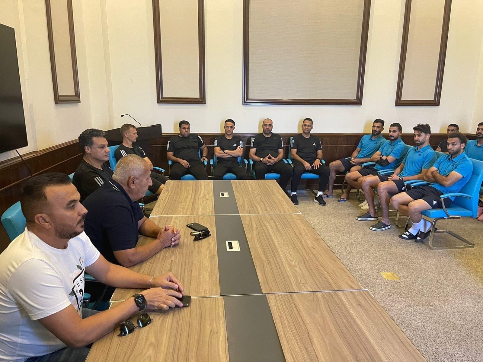 اجتماع رئيس المصري مع اللاعبين والجهاز الفني 