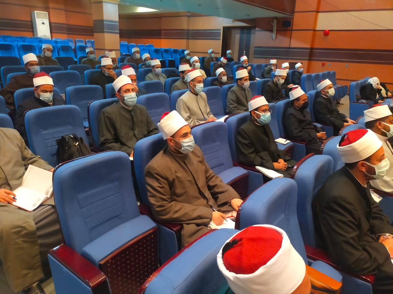 أئمة الأوقاف