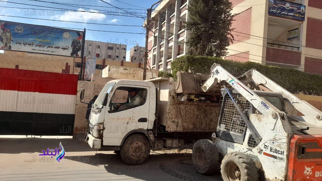 رفع مخلفات وقمامة 