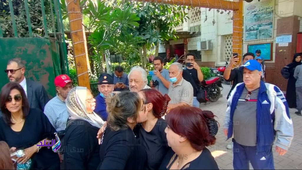 جنازة زوجة خالد زكي 