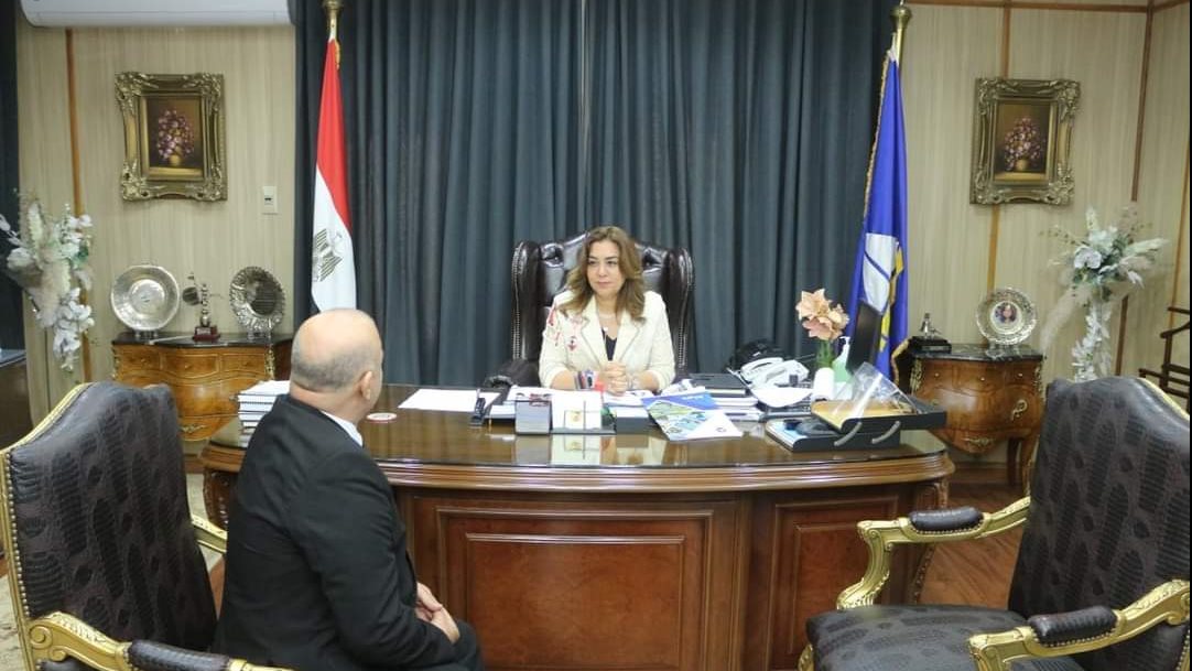 منال عوض محافظ دمياط