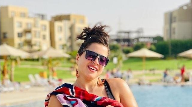 منى فاروق