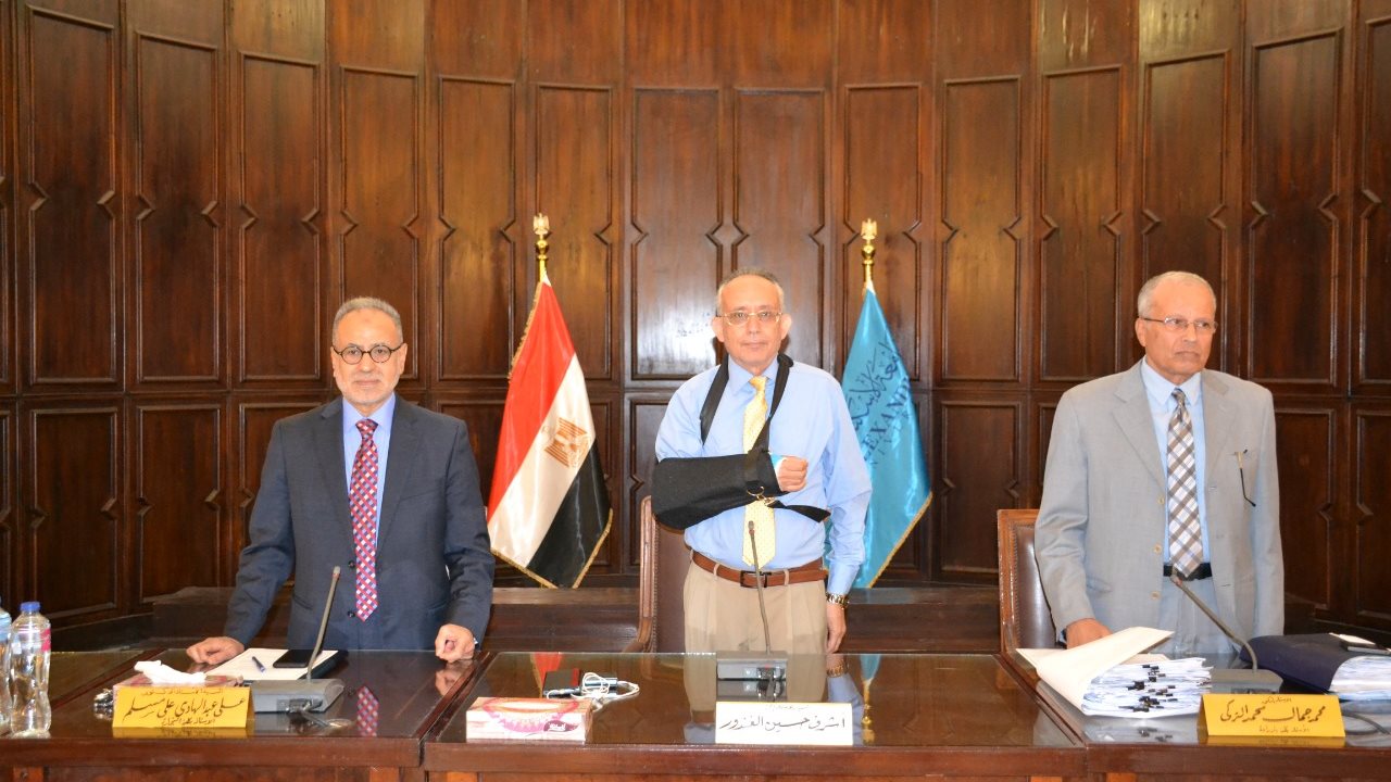اجتماع مجلس جامعة الإسكندرية 