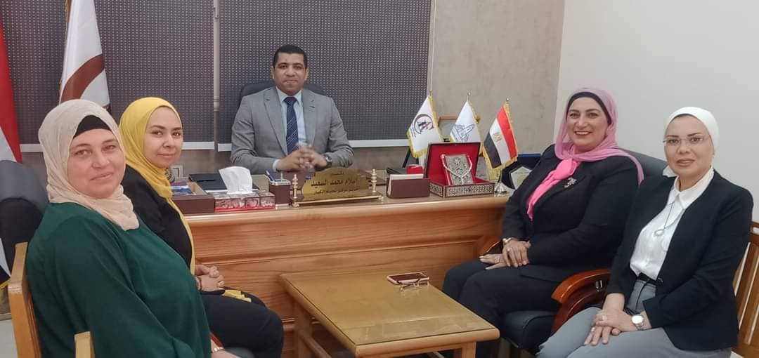 توقيع بروتوكول بمركز تعليم الكبار جامعة عين شمس 