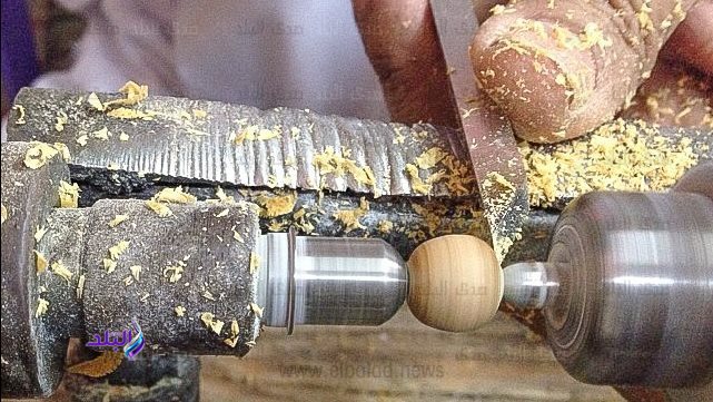 صناعة السبح الخشبية