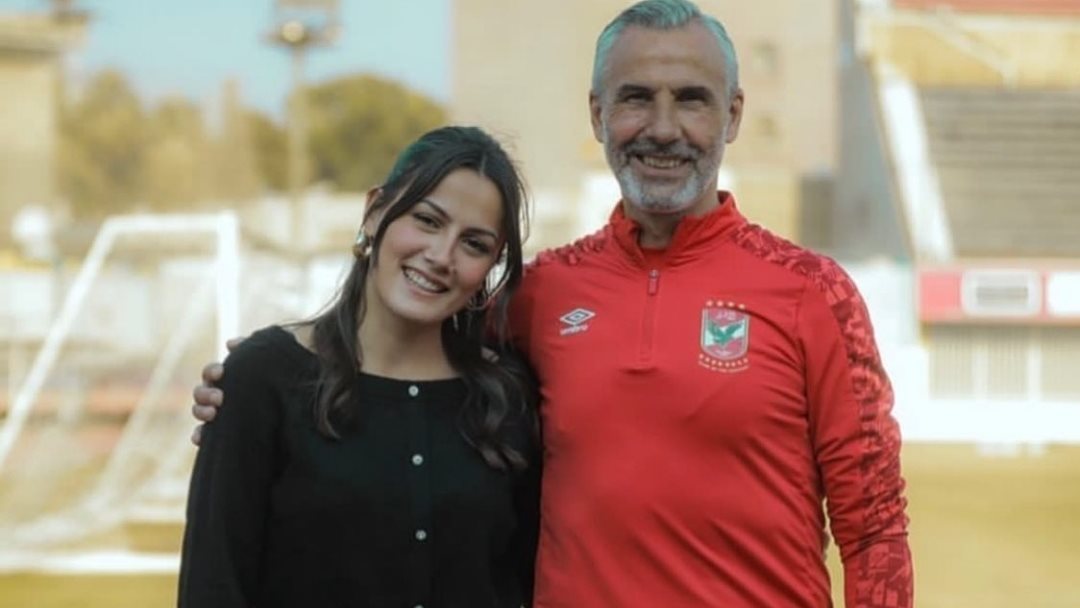 البلجيكي ميشيل يانكون وابنته أليسيا
