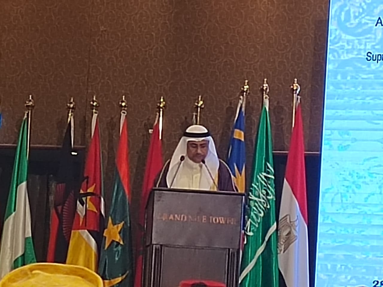 عادل عبد الرحمن العسومي
