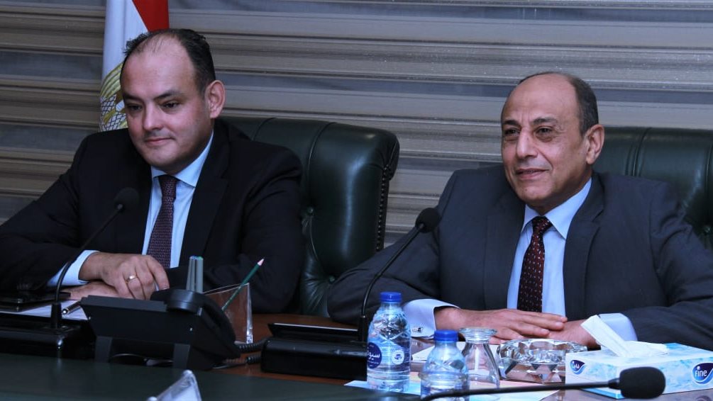 خلال لقاء وزيري الطيران والصناعة 