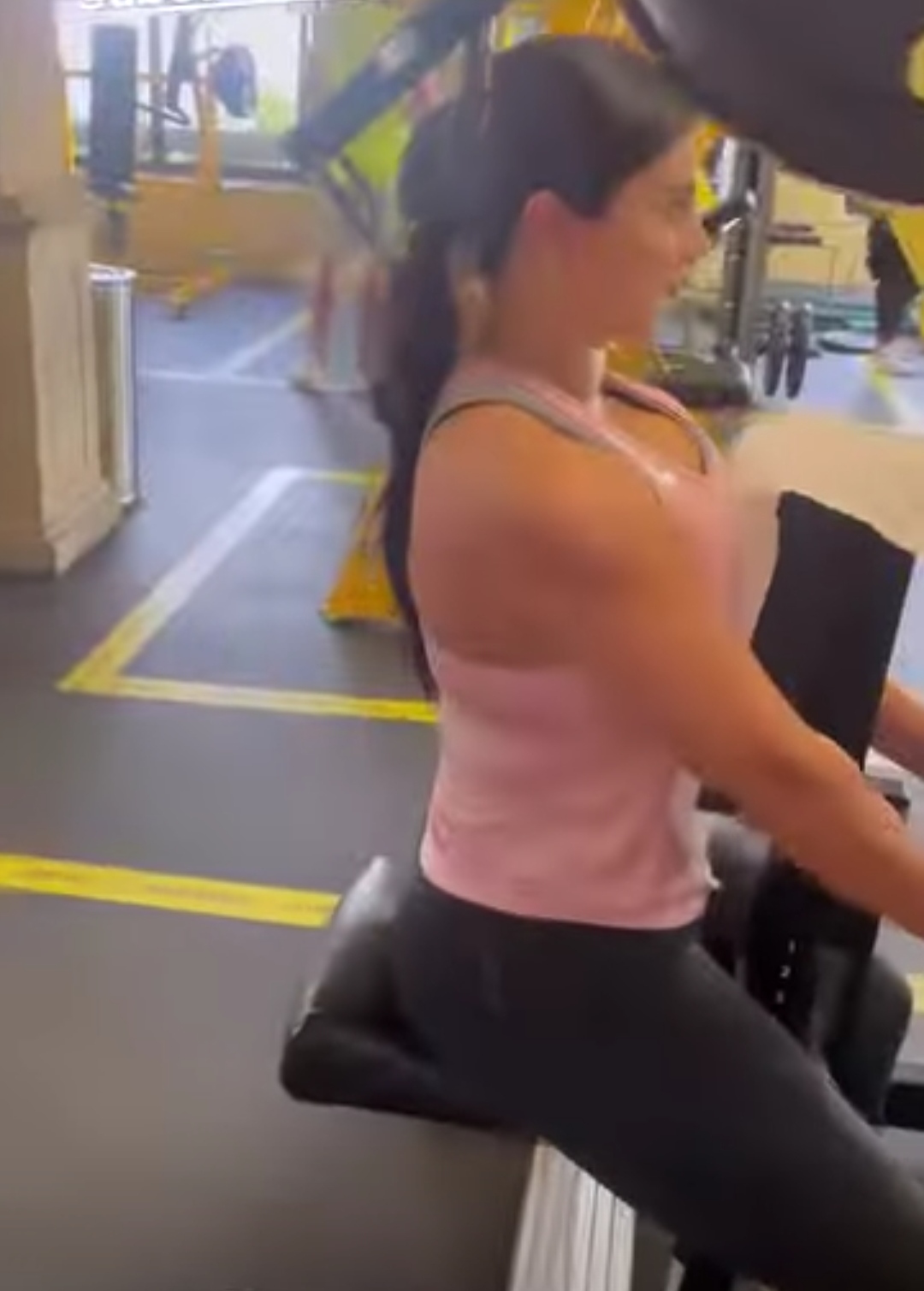 IMG_٢٠٢٢٠٩٢٧_١٠٣٨٥٦