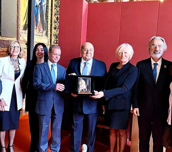 c7ed4da9-f753-4889-b11e-695cf79e0643