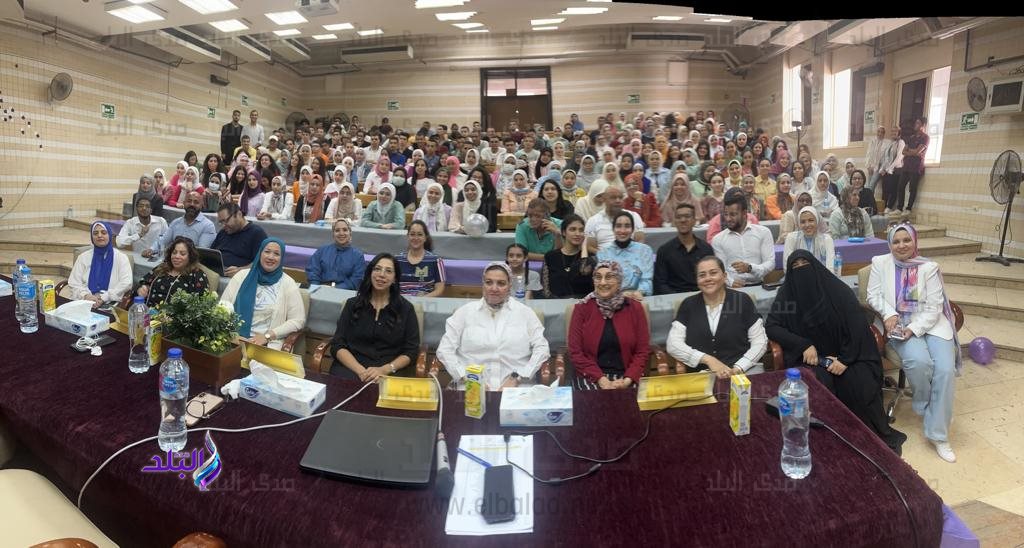 صيدلة عين شمس تستقبل طلابها الجدد للعام الدراسي الجديد 