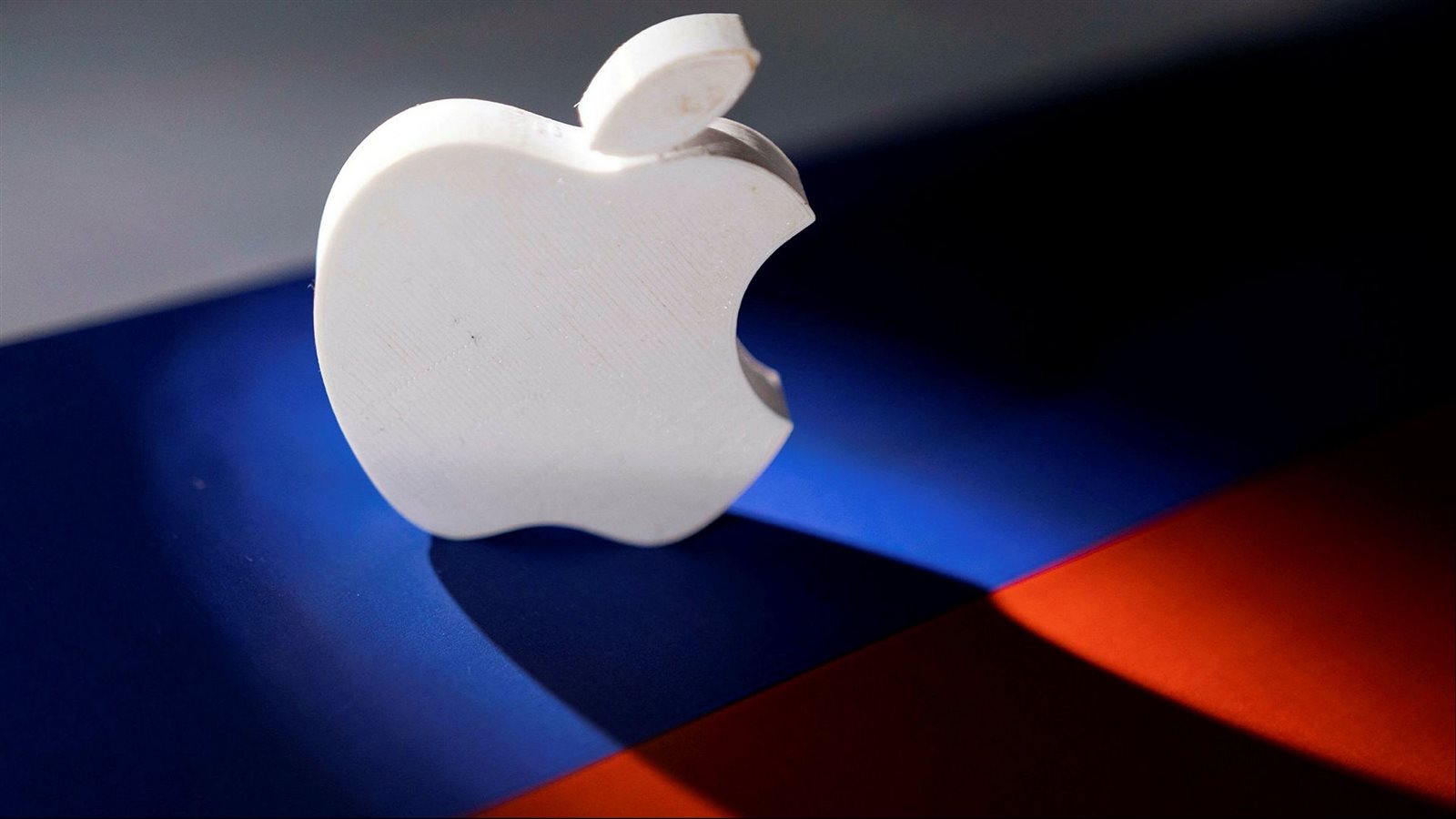 Apple تشن حربا من نوع آخر على روسي