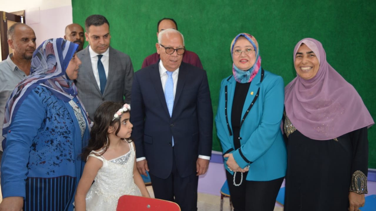 الغضبان يفتتح أعمال تطوير مدرسة زيدان سند الأساسية 