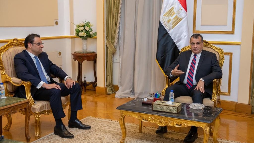 وزير الإنتاج الحربي" يستقبل "سفير مصر بالتشيك"
