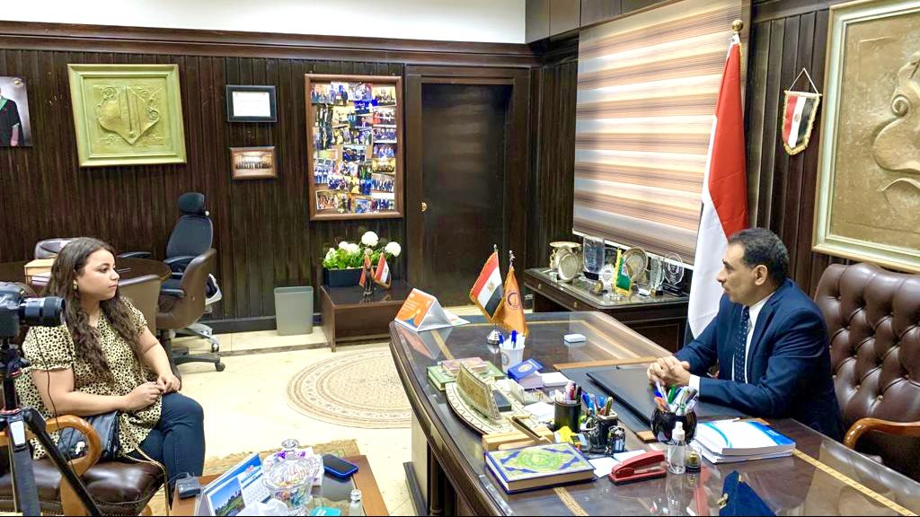 عميد كلية السياسة و الاقتصاد جامعة القاهرة 