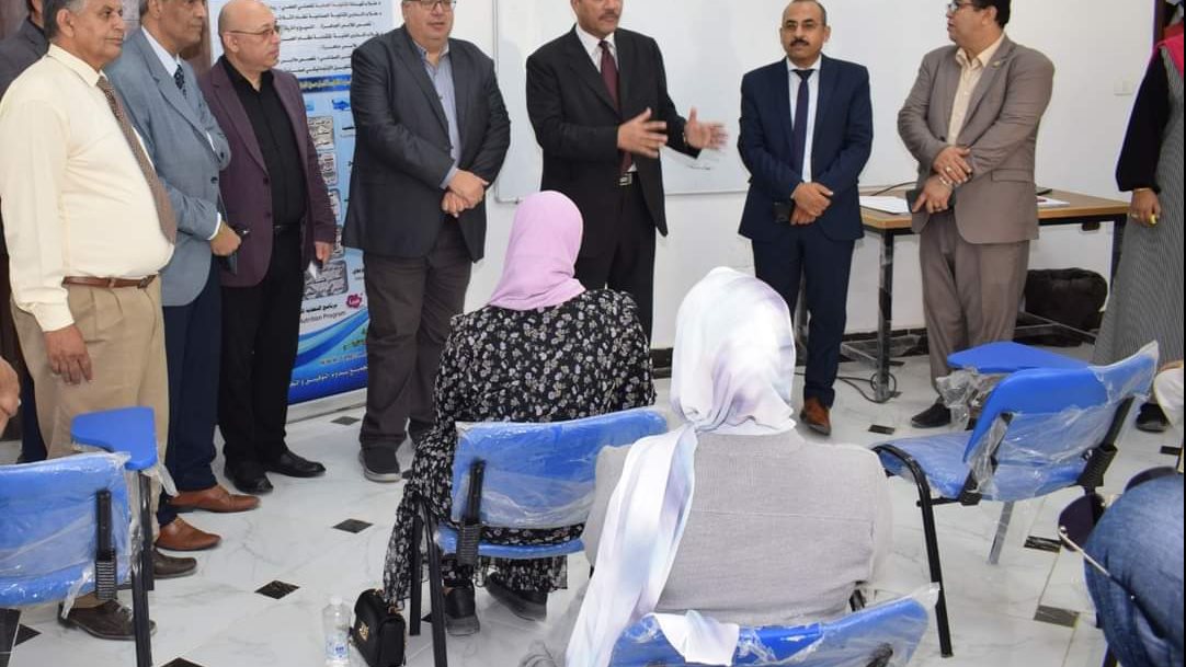 الدمرداش يتفقد  الدراسة بالكليات 