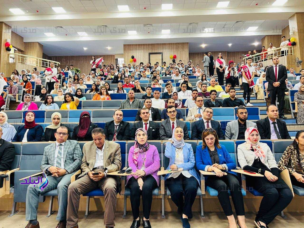 بدء الأسبوع التعريفي